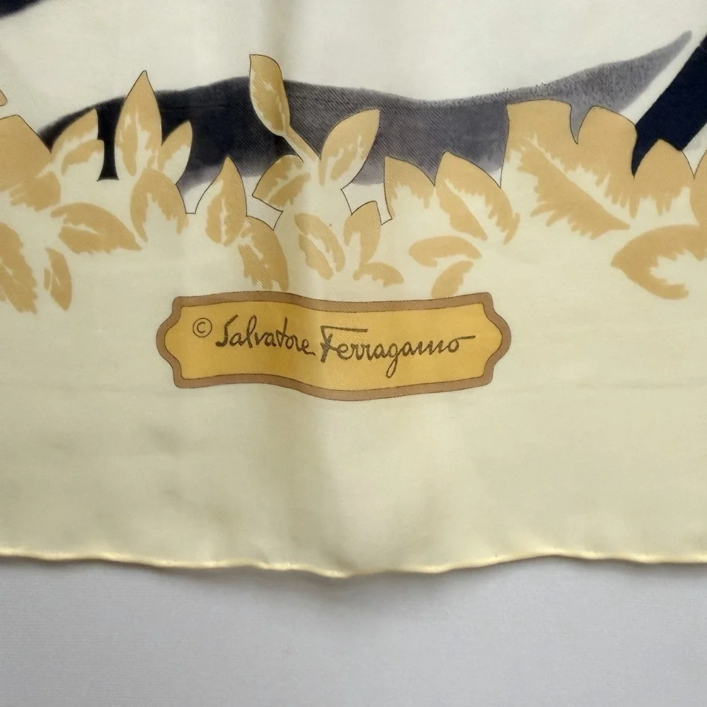 Salvatore Ferragamo 100% Silk Scarf  3 Giraffe 4 Zebra 1 Cheetah JUMBO 52